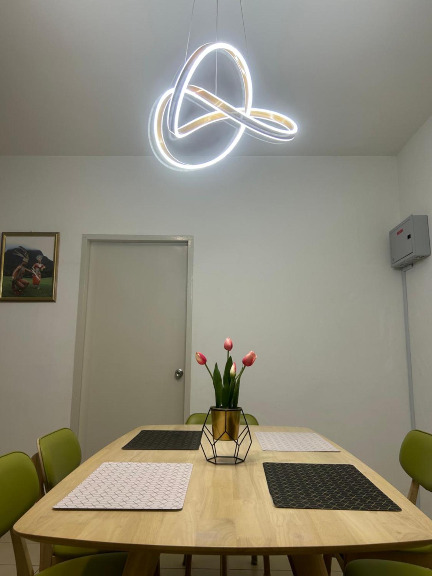 Roxy Apartment Kuching Exterior photo